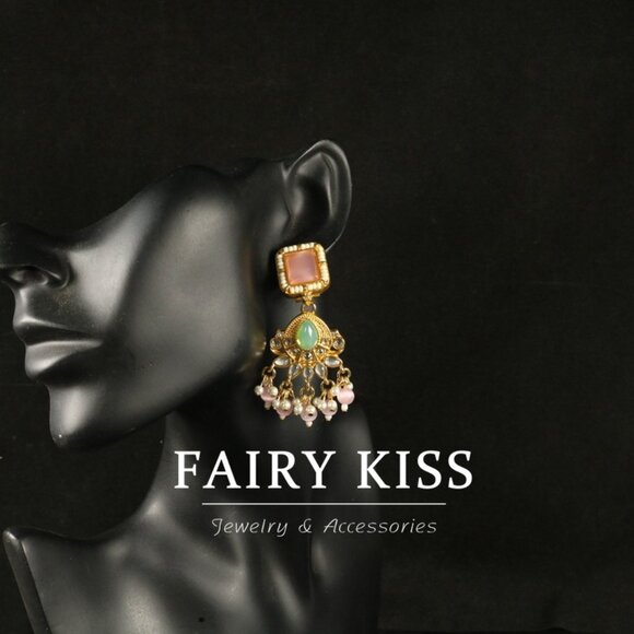 Vintage Gold Tone Pink Bead Drop Earrings - Picture 1 of 4